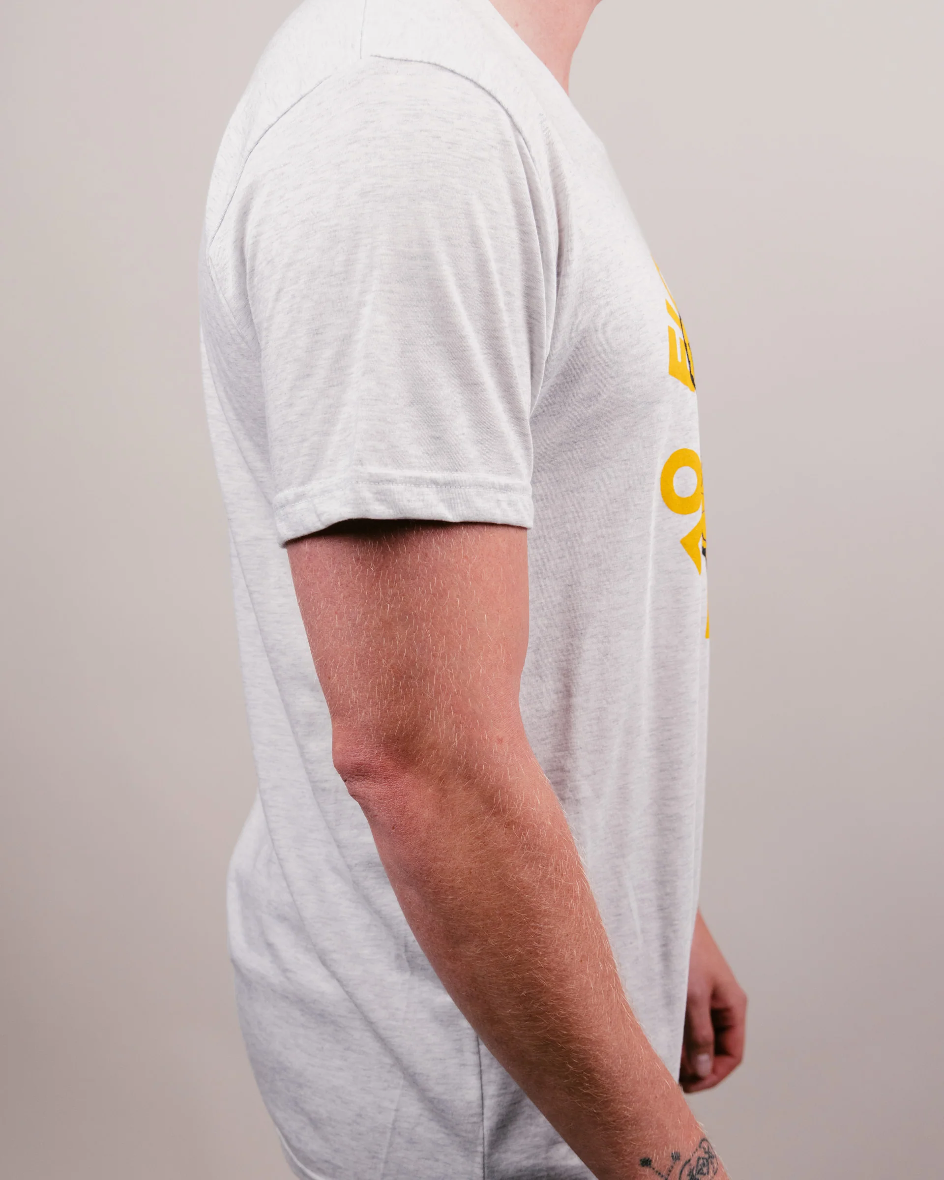 Fight for Old MU Sailor Tiger Ash Grey T-Shirt - Image 3