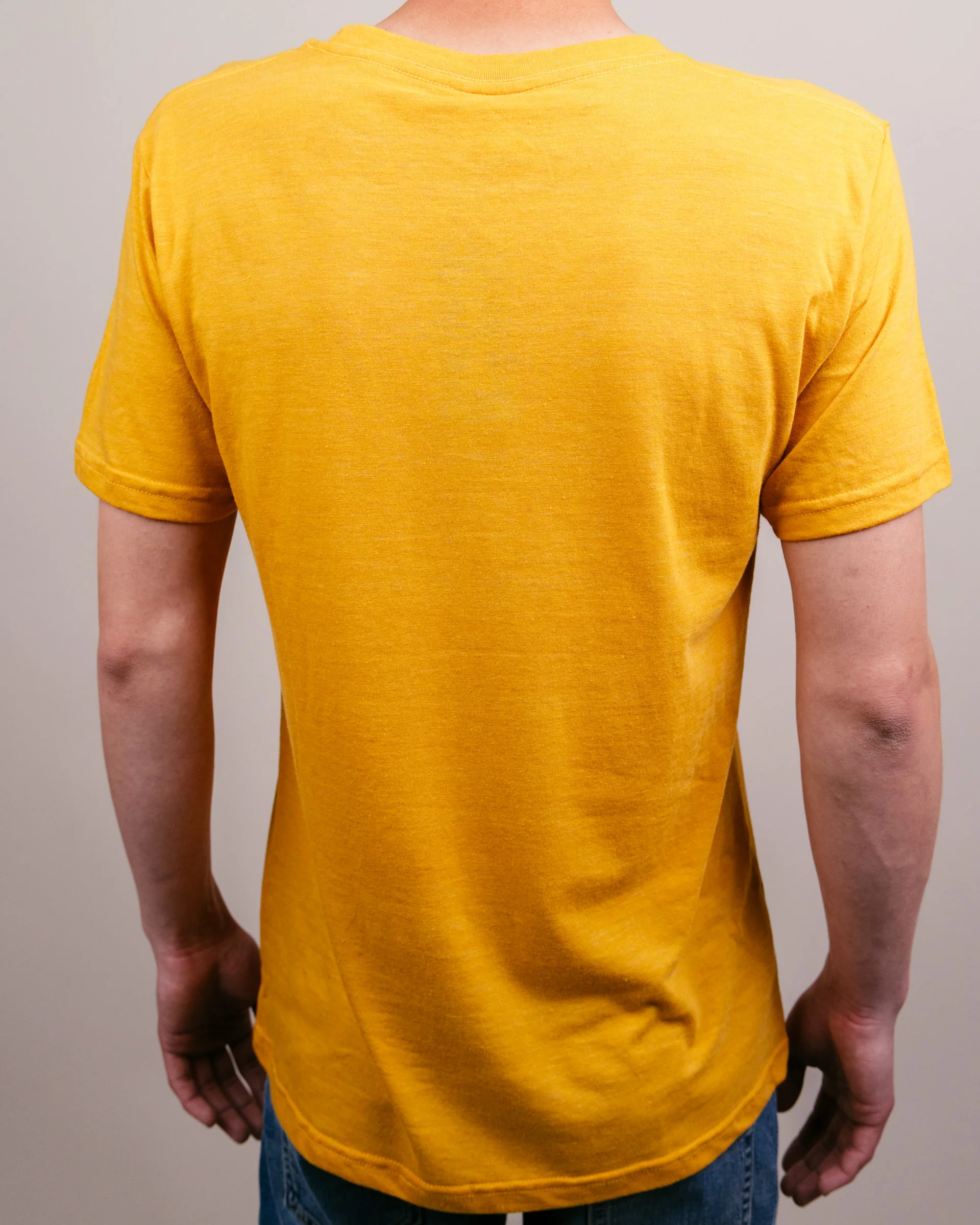 Gold & Red KC Heart Vintage T-Shirt - Image 4